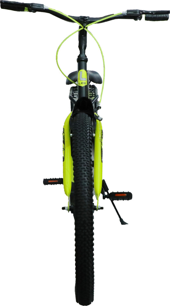 Cycle without mudguard outlet