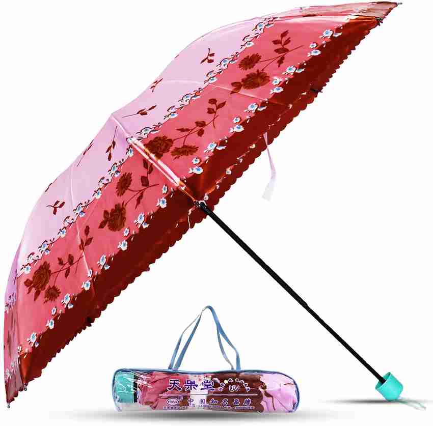 Umbrella store for women