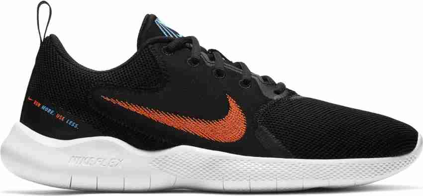 Nike flex experience rn 7 black and gold hotsell