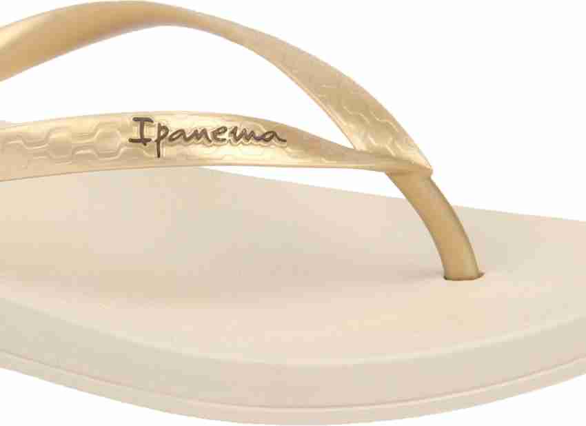 Ipanema gold 2025 flip flops