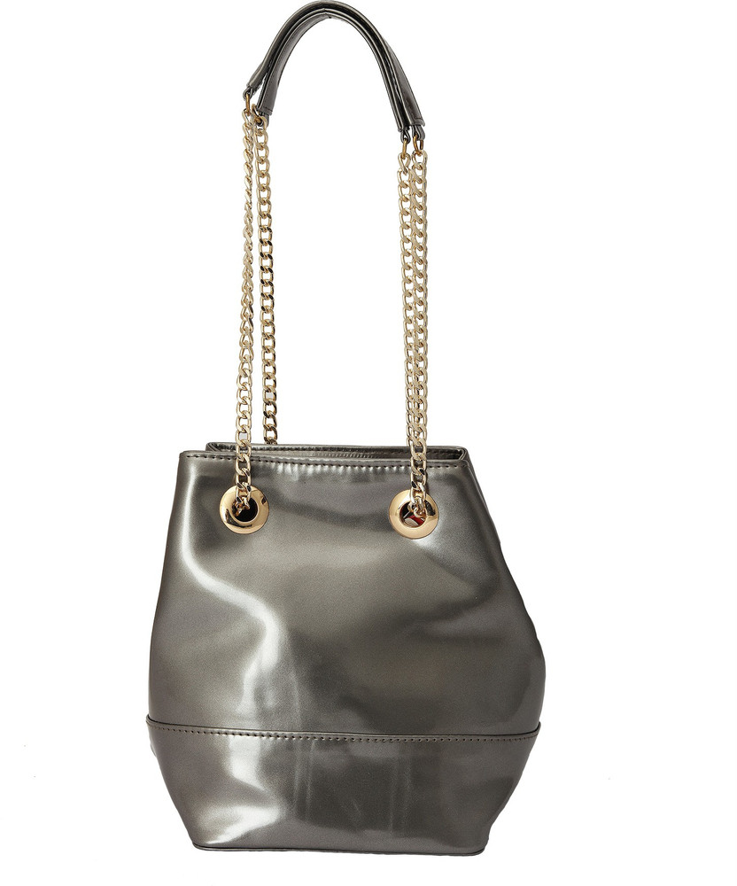 Bucket bag flipkart sale