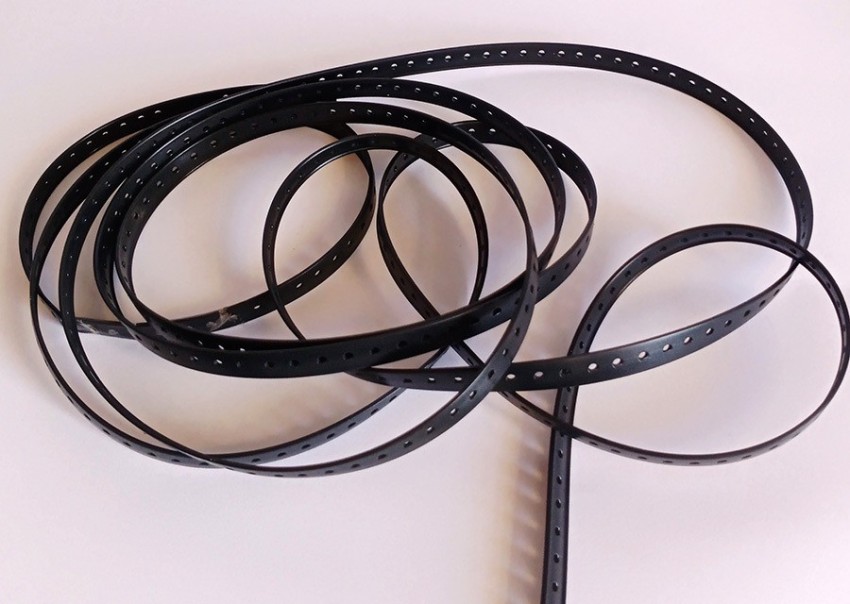 HOOK AND LOOP CABLE BINDING STRAP - Hook And Loop Strap With Buckle Steel  Or Plastic Manufacturer from Surat