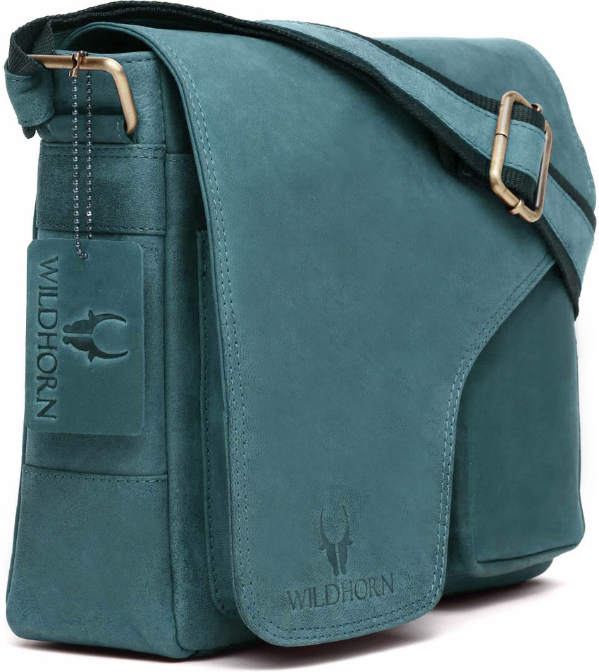 Wildhorn leather messenger bag outlet
