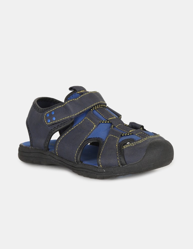 The Children's Place Boys Slip-on Strappy Sandals Price in India - Buy The  Children's Place Boys Slip-on Strappy Sandals online at