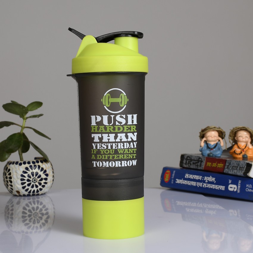 Classic Shaker Bottle Perfect for Protein Shakes and Pre Workout