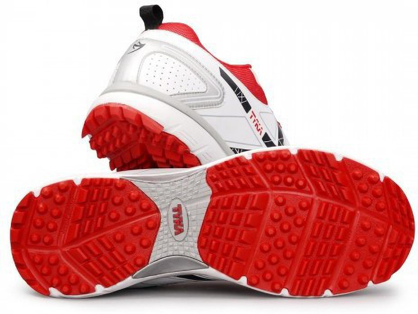 Tyka cricket shoes hot sale