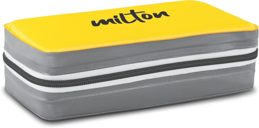 Milton New Brunch Plastic Yellow Lunch Box Of 590 ML To Keep Food Warm For  Hours