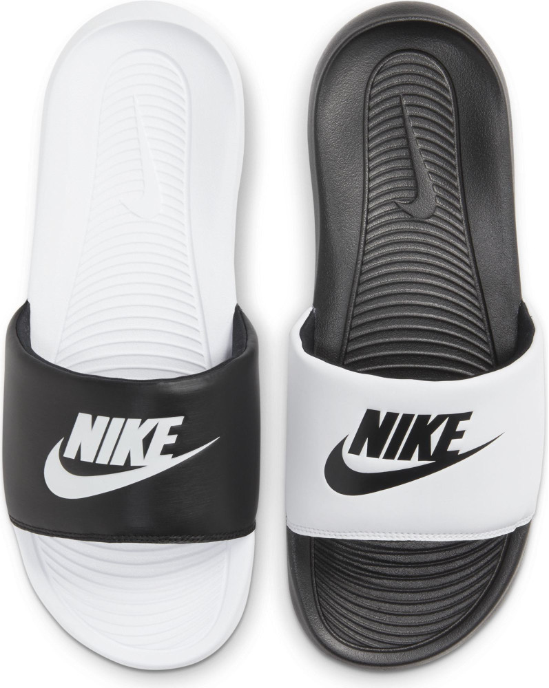 Nike flip flops white and black hotsell