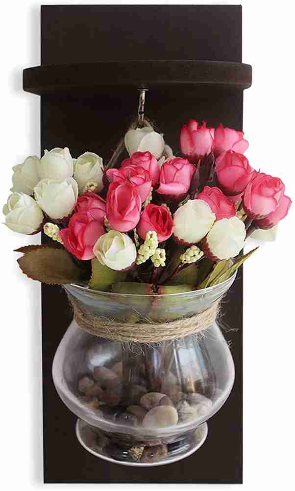 Artificial flowers shop in vase