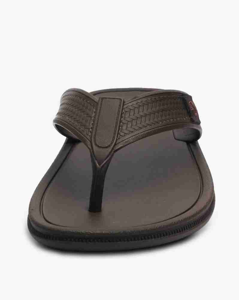 Cartago mens shop flip flops