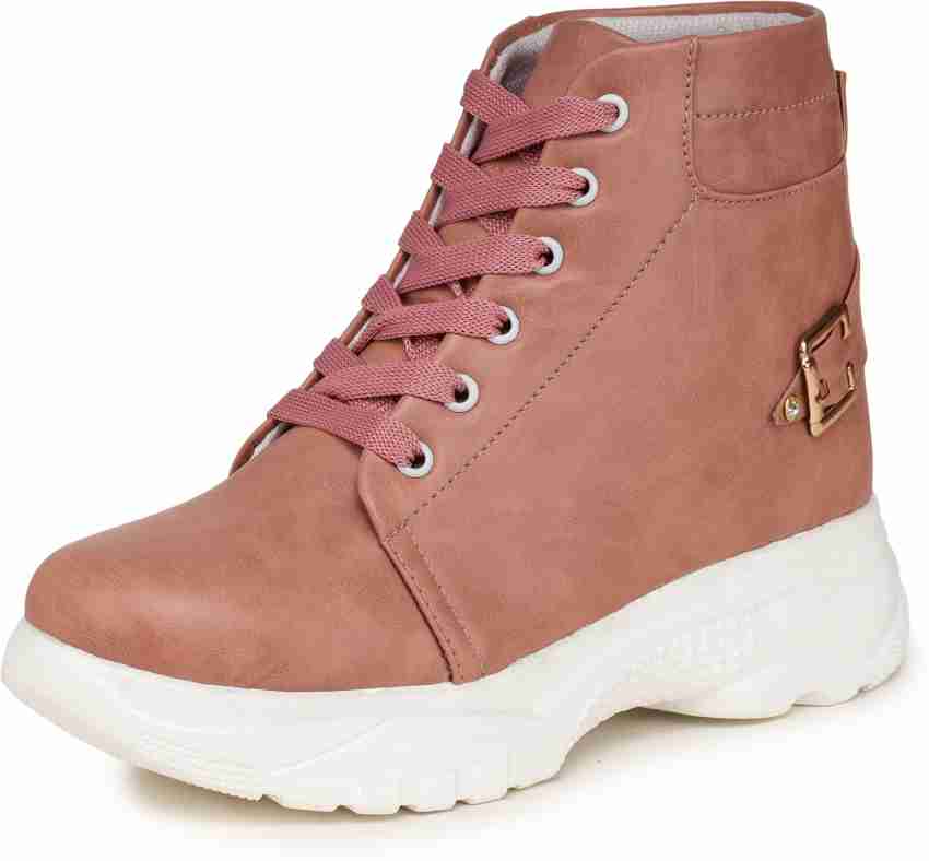 Boots for girls outlet under 500