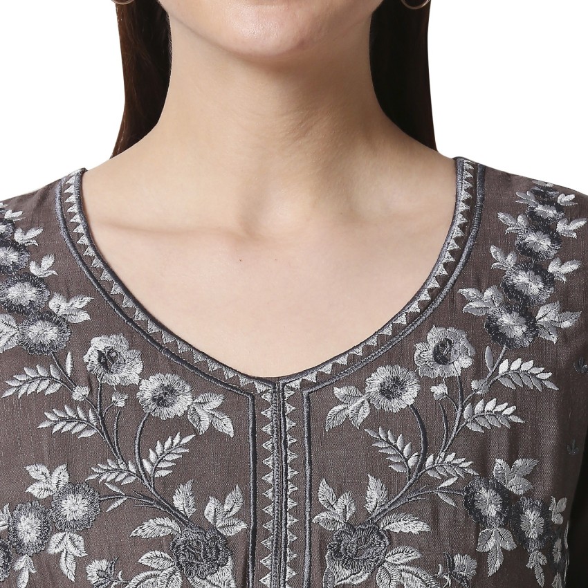 Buy ZRI Black Embroidered Kurta Online at Best Prices in India