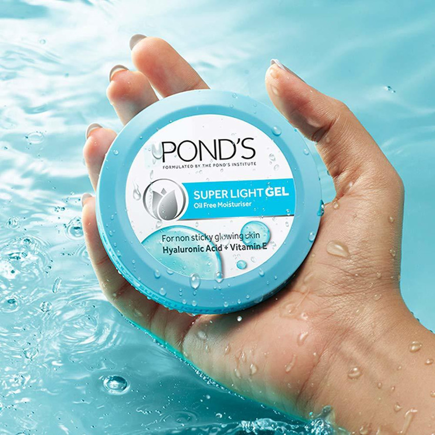 POND s super light cream gel for glowing skin Price in India