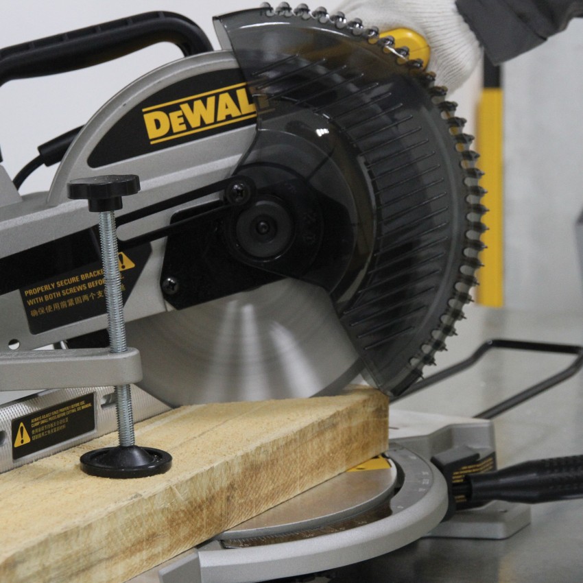 Dewalt 10 2024 compound miter saw