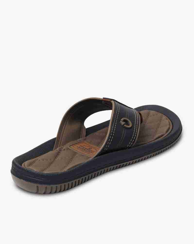 Cartago slippers store