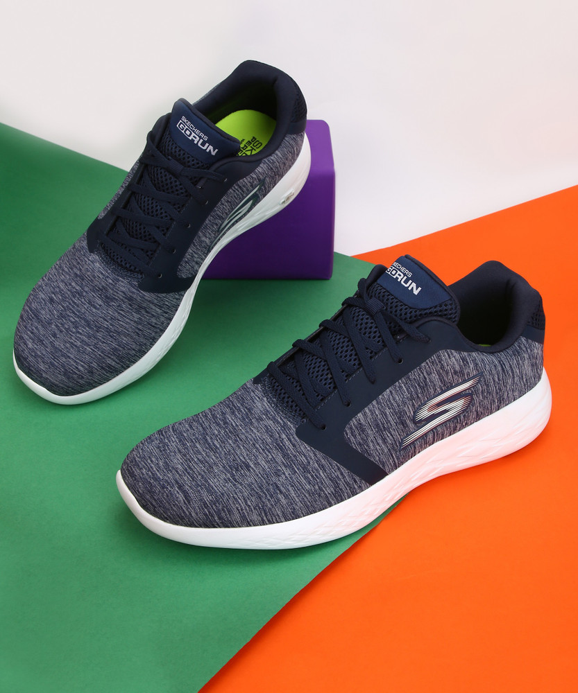 skechers go run divert