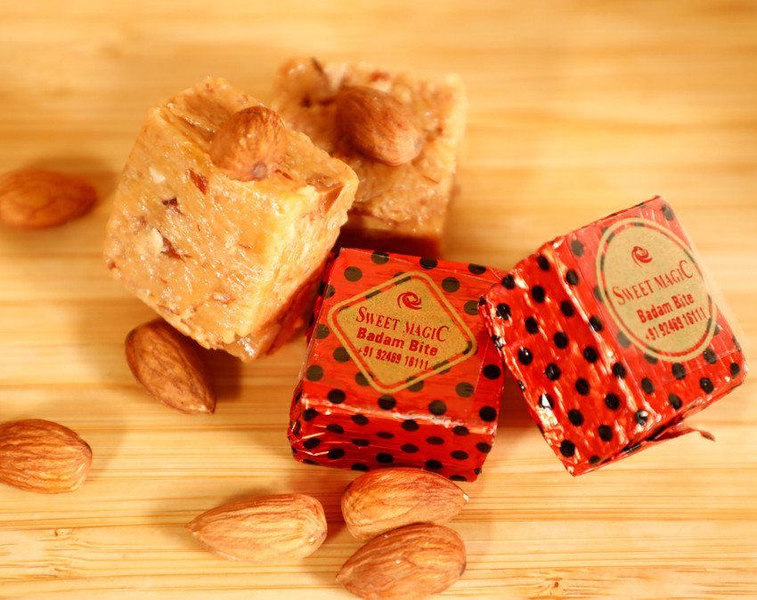 Update more than 140 cherrys vijayawada cakes super hot