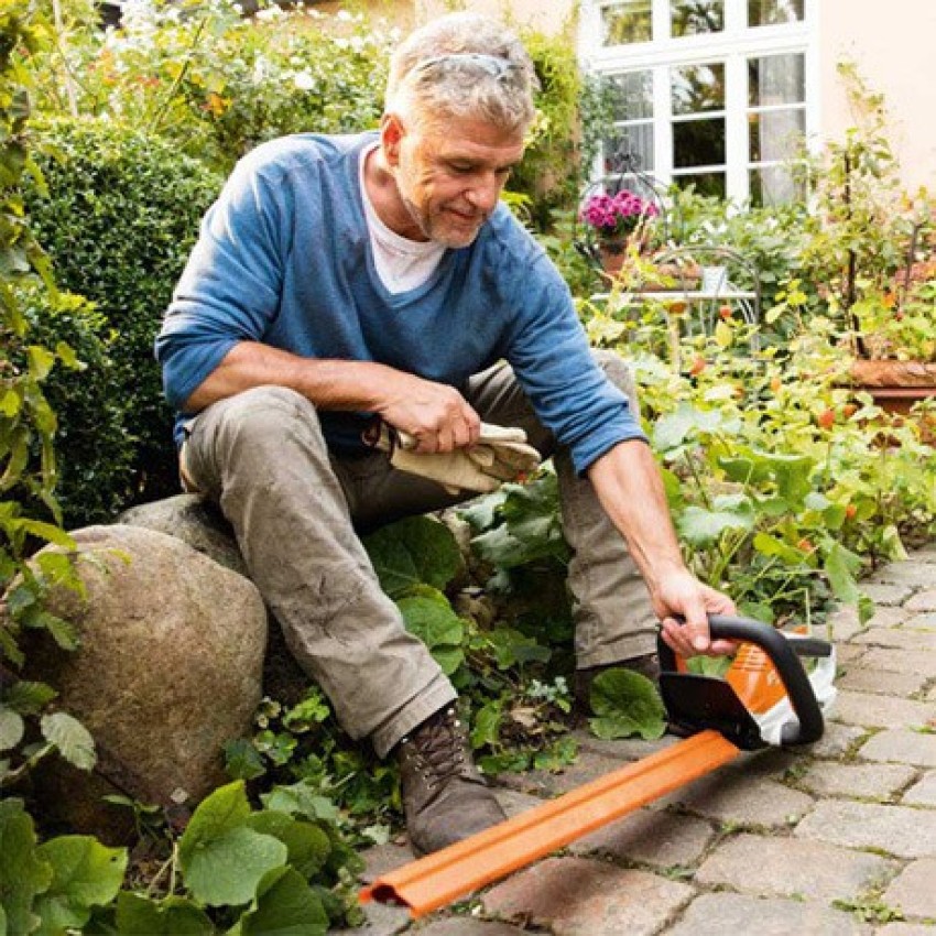 Stihl Battery Hedge Trimmer 18