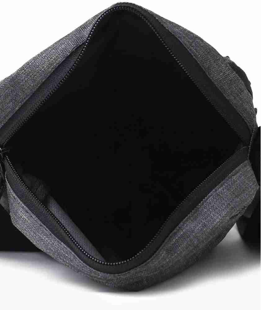 Flipkart PERFORMAX SPORTS SIDE BAG Waterproof Sling Bag