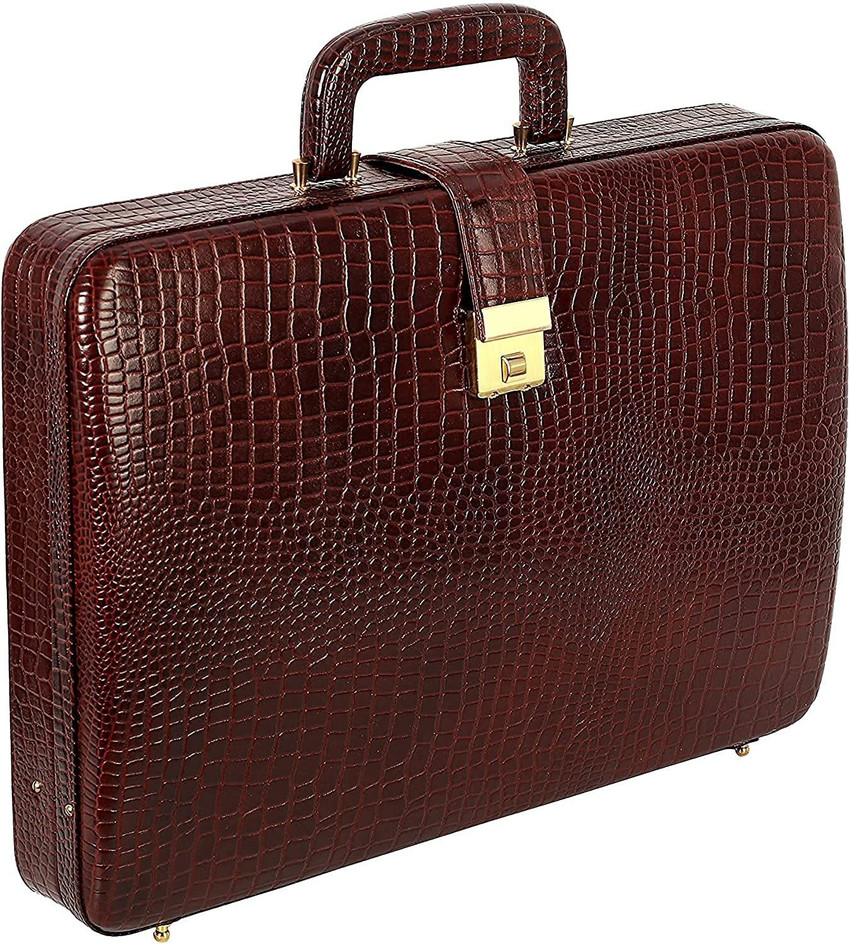 Red Cherry Leather Accessories 14 Litres Natural Full Grain
