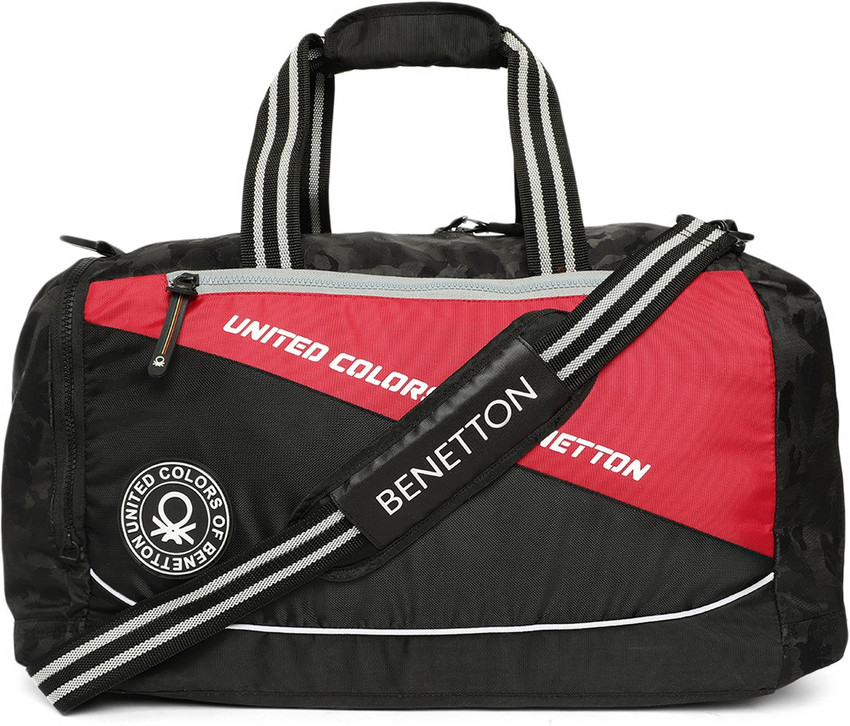 Details 145+ duffle bag kidsdream.edu.vn