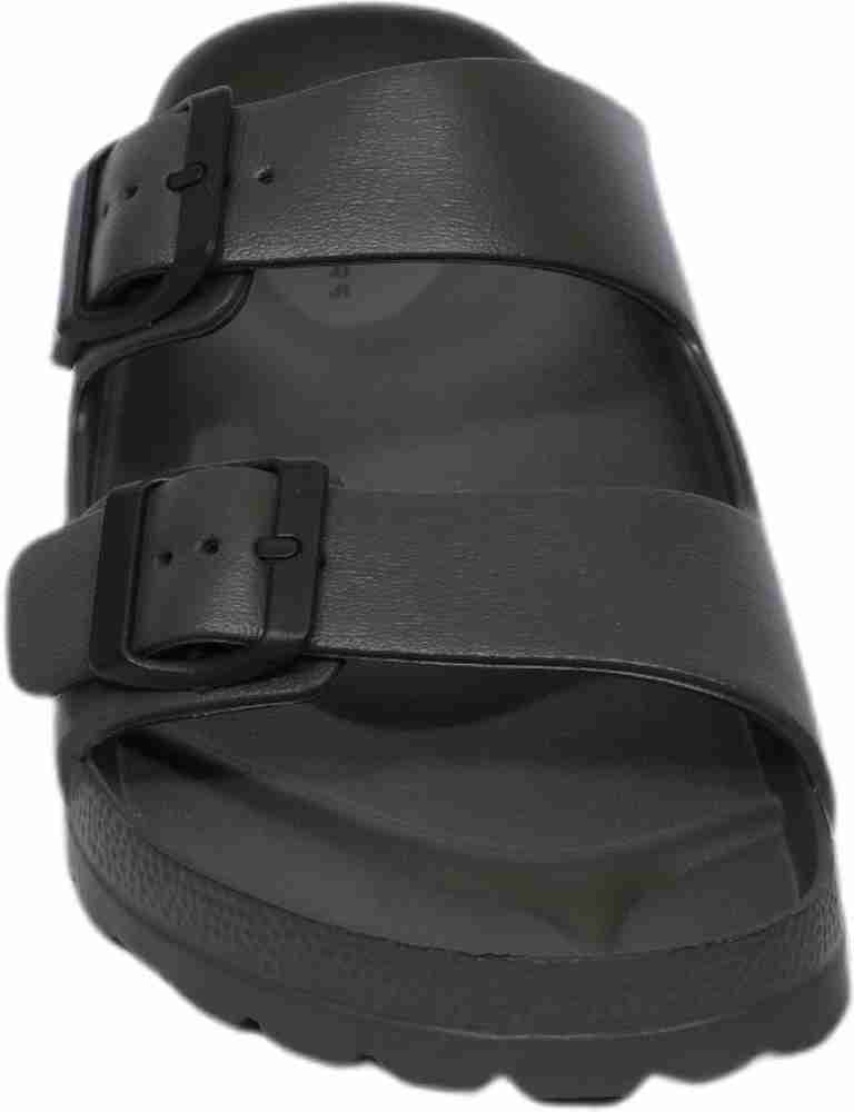 Zippers chappals discount