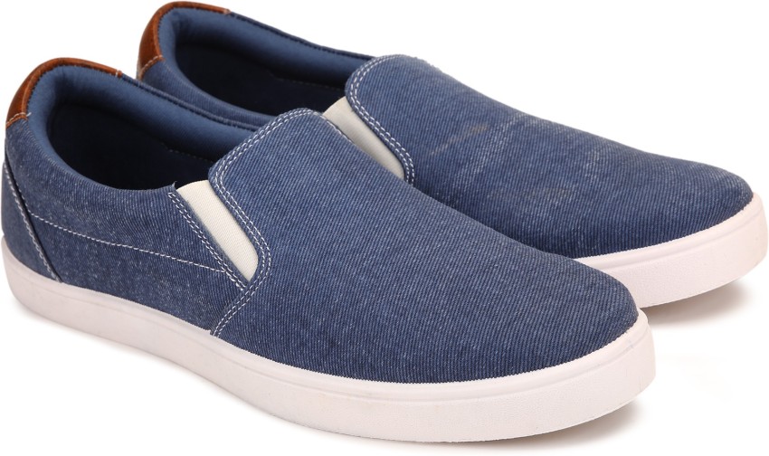 Bata slip on deals casual shoes