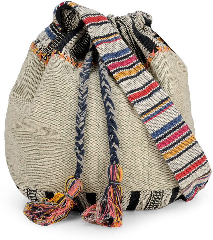 Bucket best sale bag flipkart