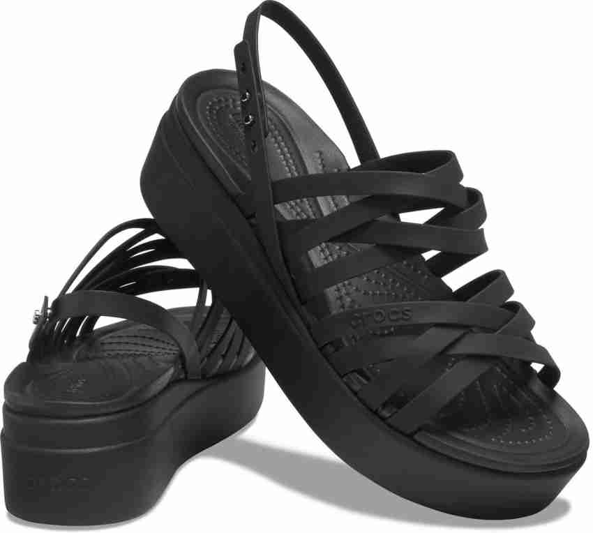 Black low platform online sandals