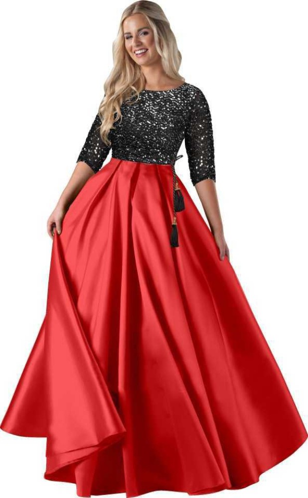 Red and store black gown