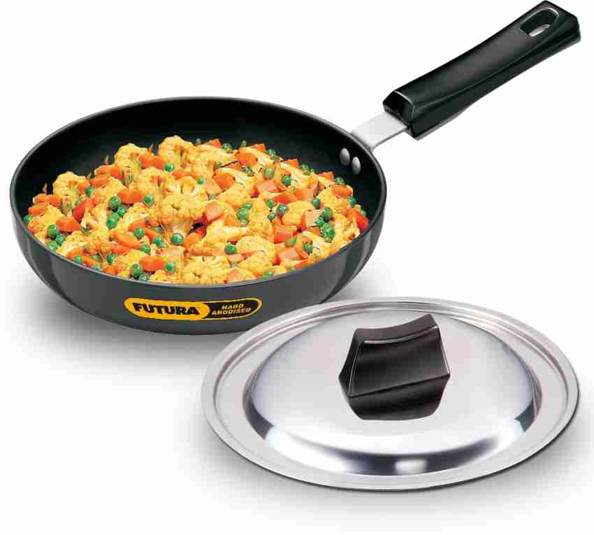 Buy Hawkins Futura Non-Stick 22cm Tawa with Stainless Steel Handle, Black  (NT22) Online at Best Prices in India - JioMart.