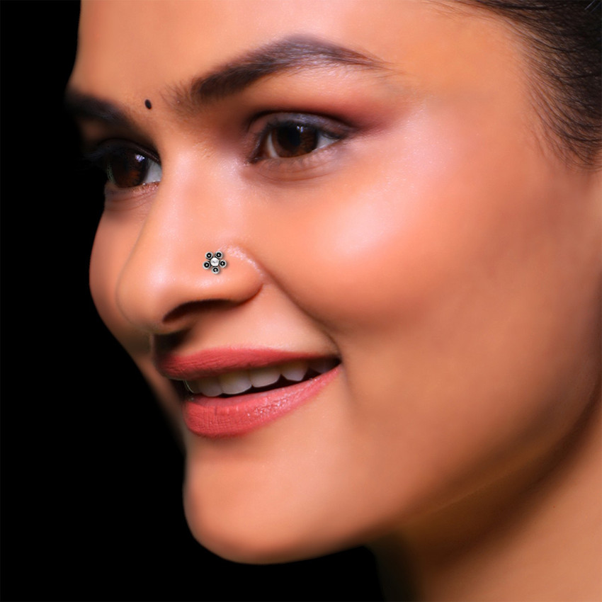 Tiny flower nose stud shop
