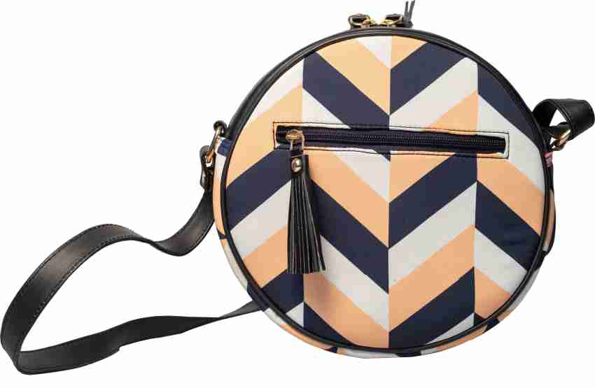 Round sling bag discount flipkart