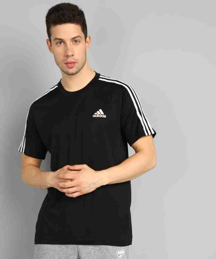 Black adidas clearance t shirt outfit