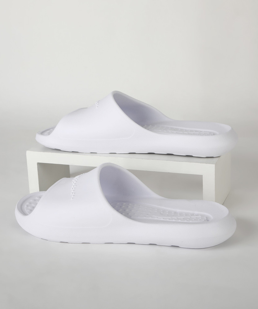 Nike women's comfort 2025 slides