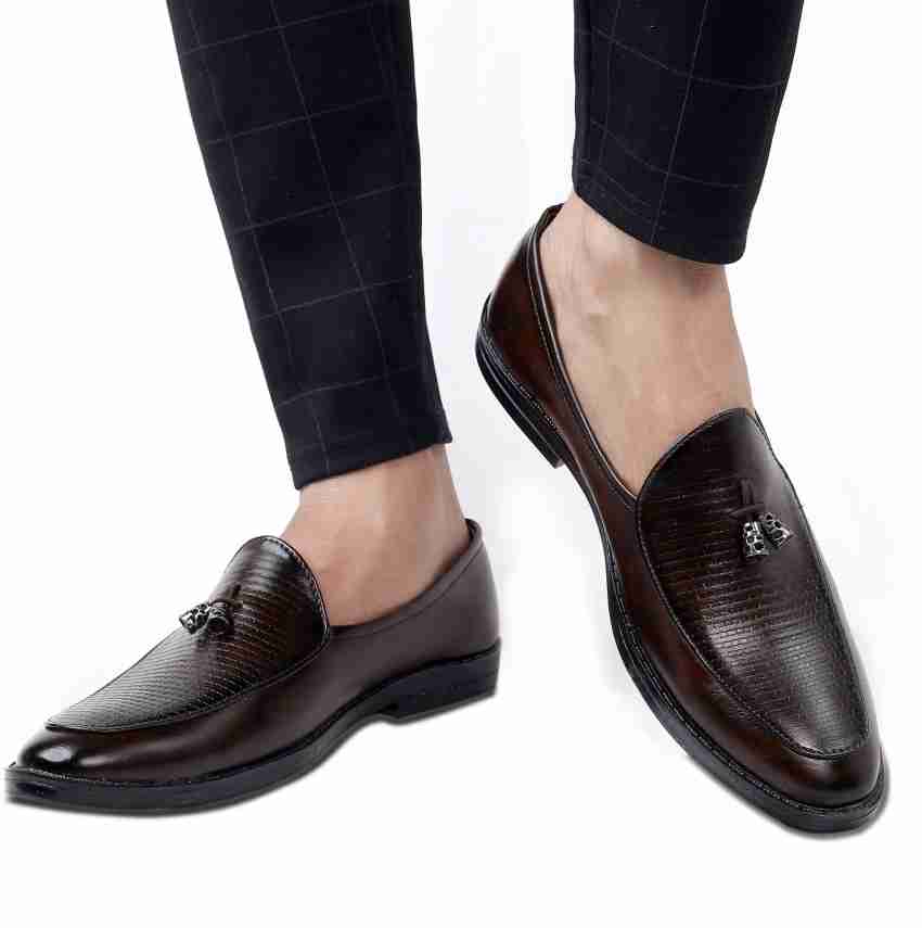 Buy online Brown Patent Leather Slip On Loafers from Casual Shoes for Men  by Mutaqinoti for ₹1649 at 67% off