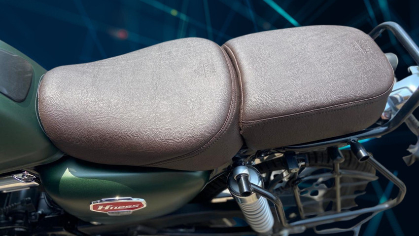 Honda cb350 clearance split seat