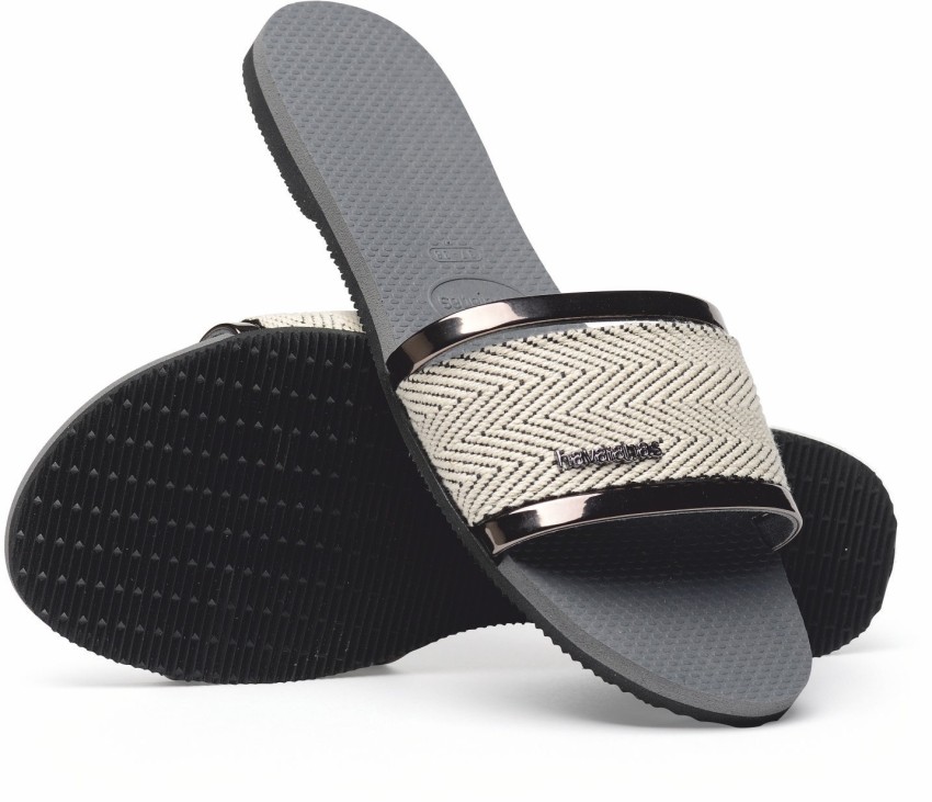 Grey havaianas 2025