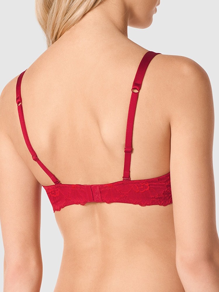 La Senza - The bras you need. Now All Bras Buy One, Get One 50