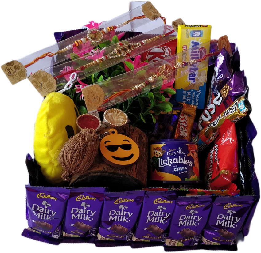 FestivalsBazar Square Shaped Mouthwatering Birthday Gift Hamper Of