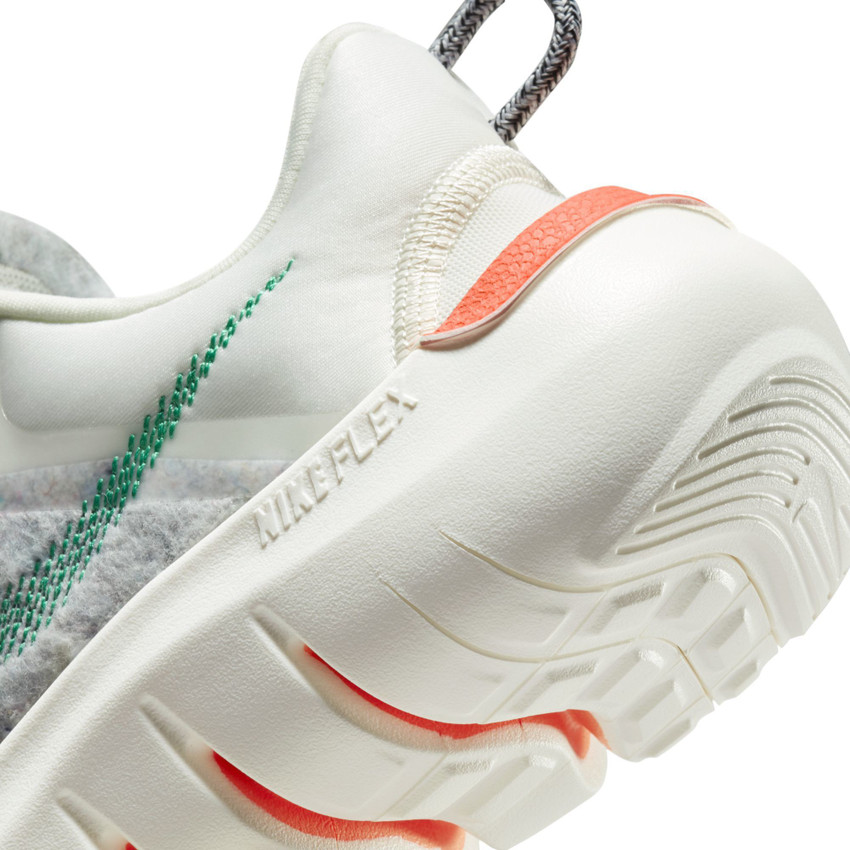 Nike women discount flex shoes