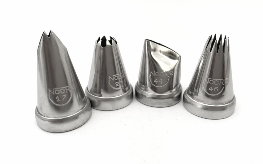 Noor top cake nozzles
