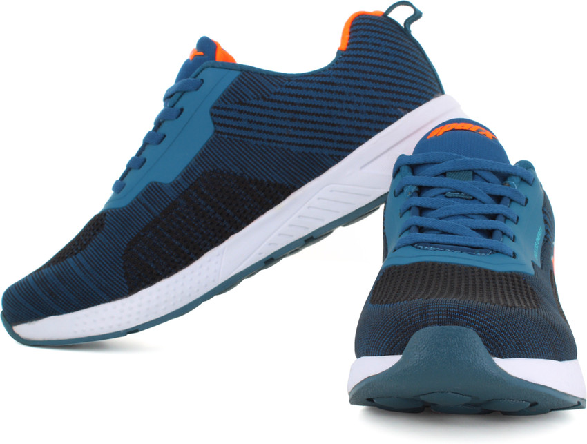 T and n shoes deals