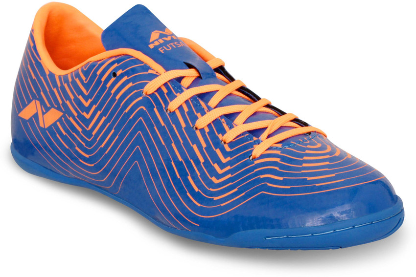 Futsal on sale shoes flipkart