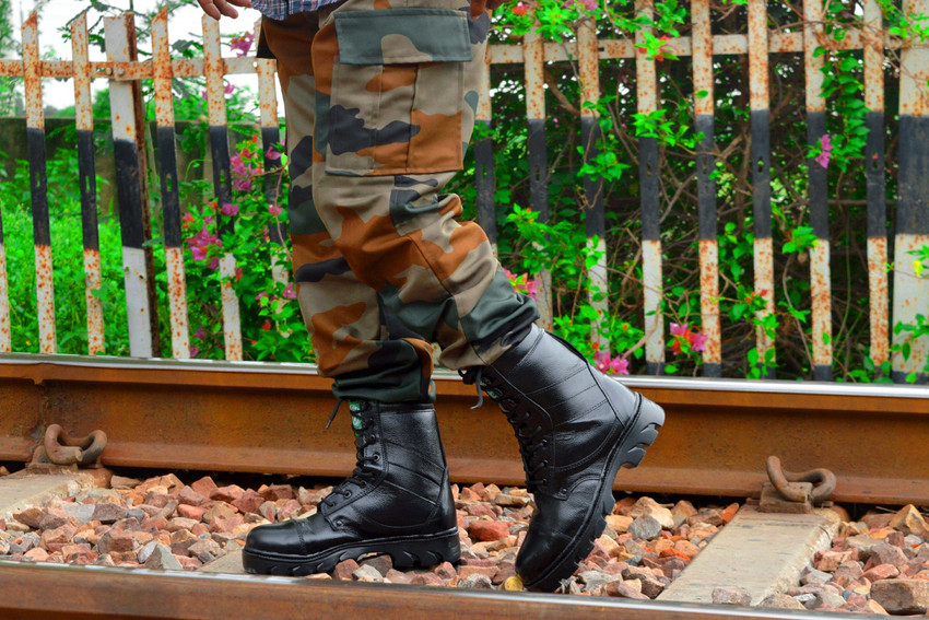 Soldier shoe discount