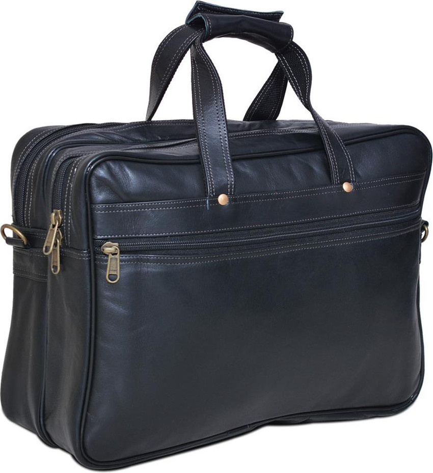 Details more than 148 standard size of laptop bag latest esthdonghoadian