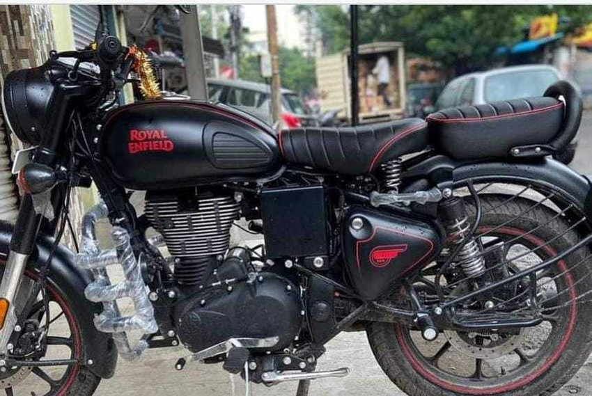 royal enfield classic 350 stealth black accessories