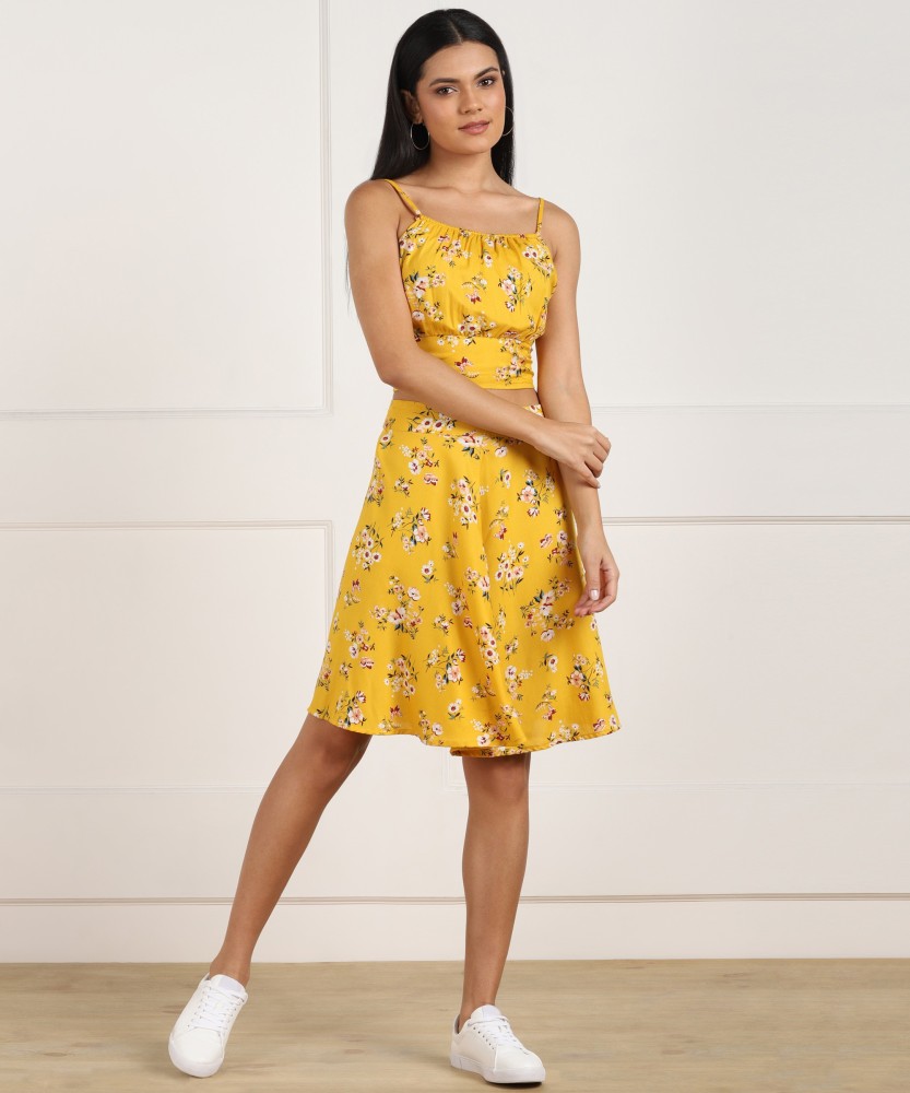 Mustard two piece outlet outfit