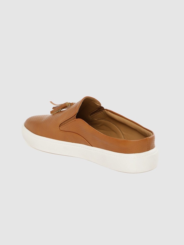 Womens tan leather on sale slip on sneakers