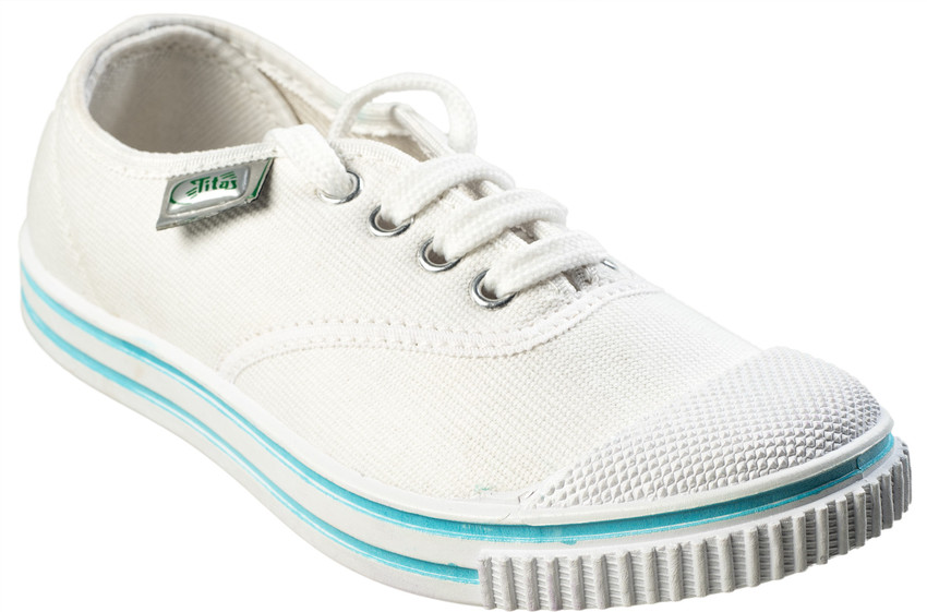 Titas footwear outlet